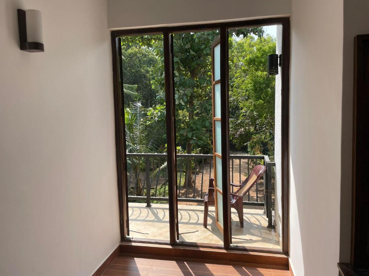 The Sigiriya White House Apartment ภายนอก รูปภาพ