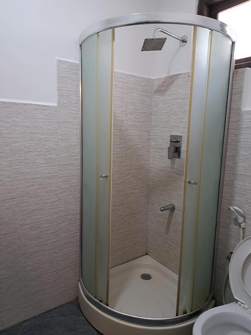 The Sigiriya White House Apartment ภายนอก รูปภาพ